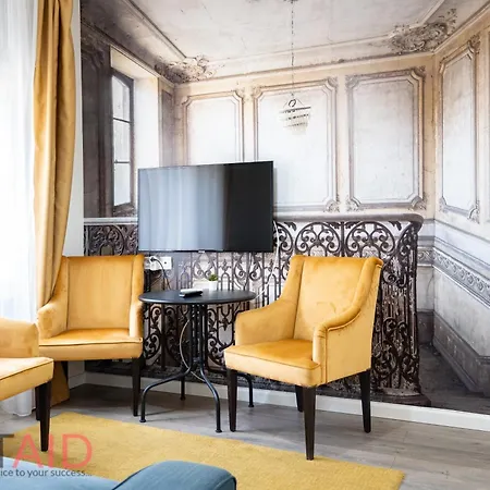 Dh30 - - Hostaid Budapest