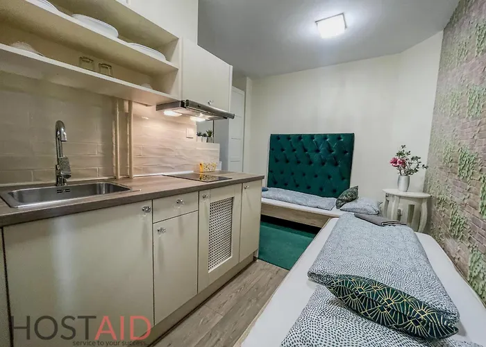 Dh30 - - Hostaid *