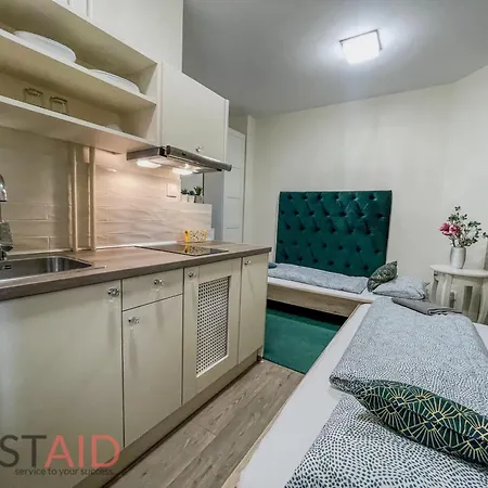 Dh30 - - Hostaid *