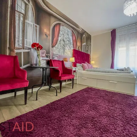 Dh30 - - Hostaid Apartment *