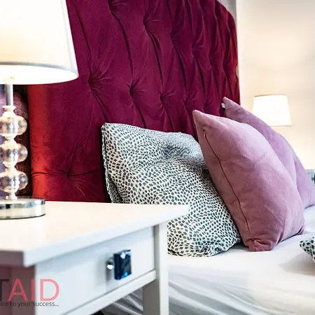 Dh30 - - Hostaid Apartment